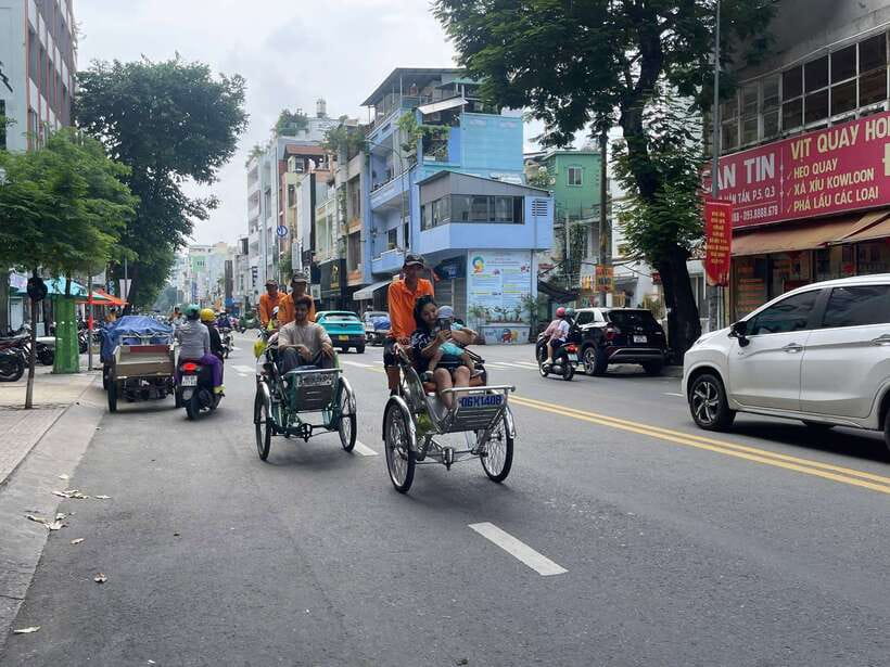 Ho Chi Minh City Sightseeing Panoramic Cycling Tour By Cyclo - Chinatown Route: Chinese Pagoda, Market Energy, and Local Corners