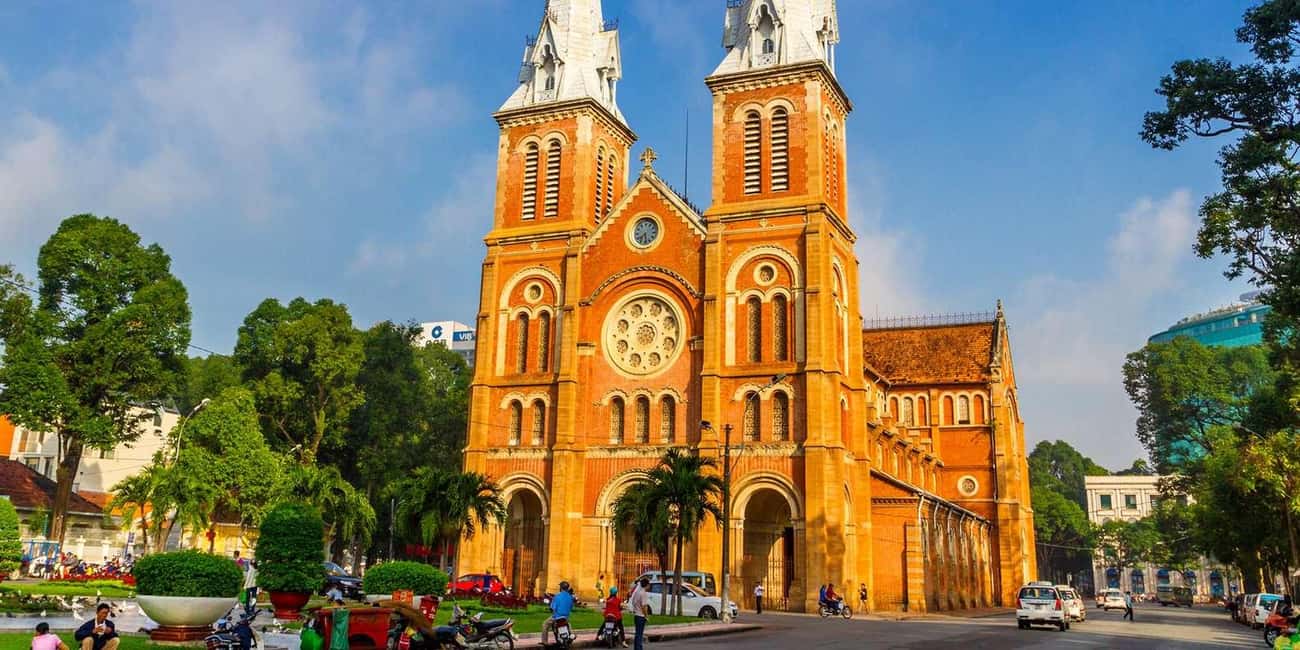 Ho Chi Minh City Tour: Full-day or Half-day AM/PM - Guide Quality and Language: Why It Can Make or Break the Day
