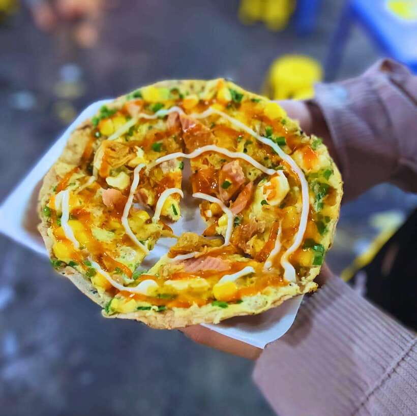 Ho Chi Minh City: Walking Food Tour with 13 Tastings - Drinks, dessert timing, and why the pacing feels right