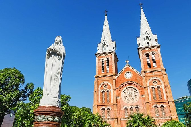 Ho Chi Minh City: War Remnants Museum & Ben Thanh Market - Time, pace, and what to expect when you get inside