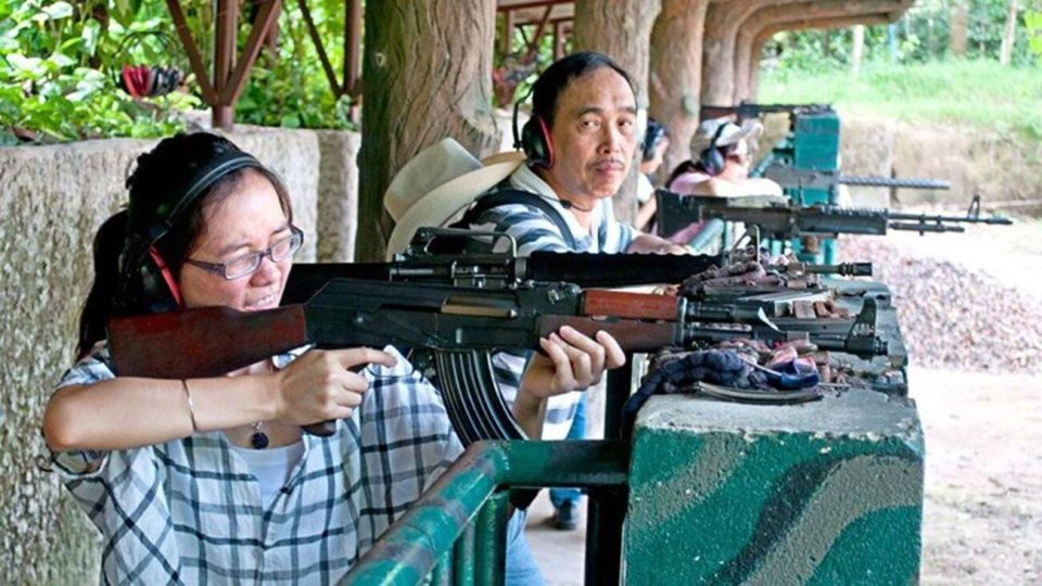Ho Chi Minh: Discover Cu Chi Tunnels Half-Day Tour - Entering the tunnel system: zigzag passages, hidden rooms, and survival design
