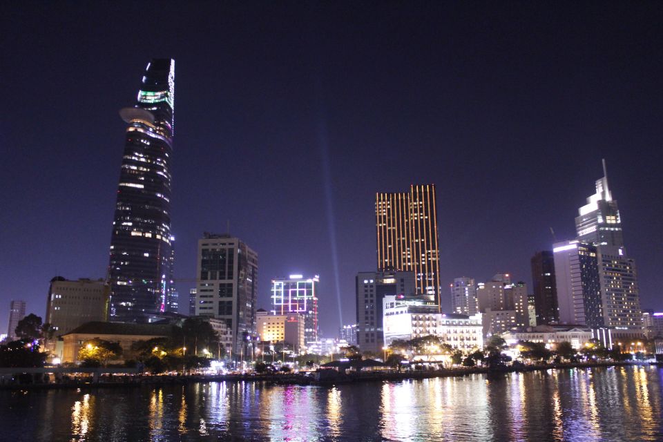 Ho Chi Minh: Evening Cultural Experience - The 5:30PM Start: District 1 Pickup and a Quick City Primer