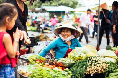 Ho Chi Minh: PRIVATE Off the Beaten Track Tour with a Local - Ben Thanh Market start: where the tour gets grounded