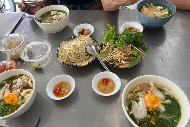 Ho Chi Minh Street Food & City Sights with Local Female Guide - Price and Value: What You Pay (and What You Don’t)