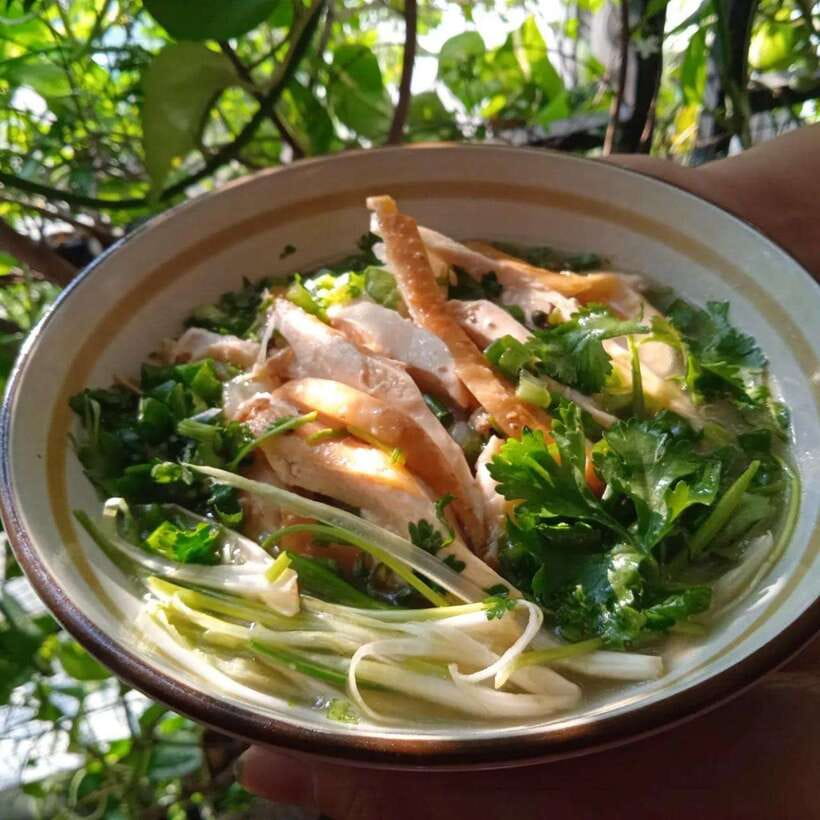 Ho Chi Minh: Tasty Vegan Food and local Beer by Motorbike - Guides make it fun: Kris, Emma, Ricky, Harry, and Loc