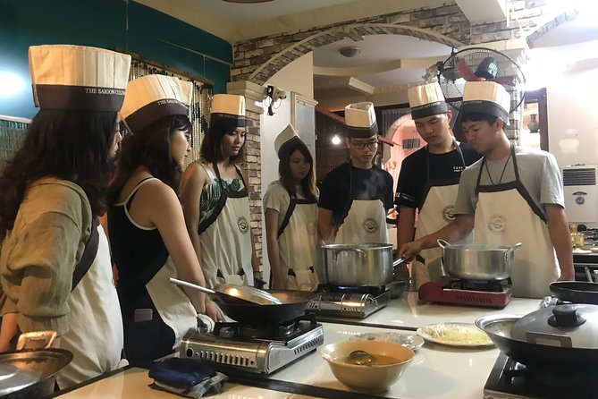 Inspiring Advanced Cooking Course - Ben Thanh Market Morning vs Afternoon: Choose Your Timing Smart