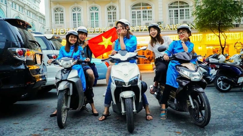 KISSTOUR | Motorbike Food Tour Female Drivers in Ho Chi Minh - The bite-by-bite menu: noodles, crepes, betel-wrapped beef, seafood, and dessert