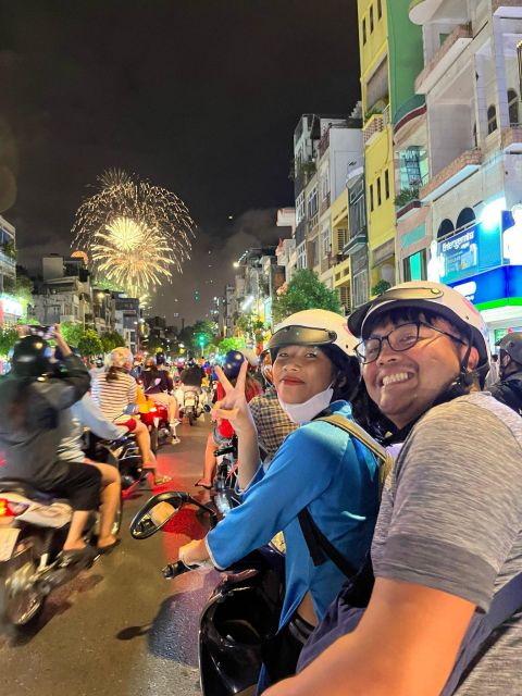 KISSTOUR| Saigon By Night & Street Food Tour on Motorbike - Why a Saigon By Night motorbike tour is such a smart idea
