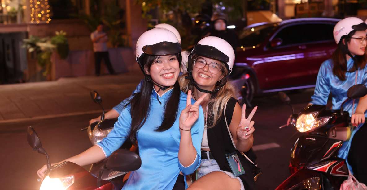 KISSTOUR| Saigon By Night & Street Food Tour on Motorbike - The 24-hour flower market: where daily life never really shuts off