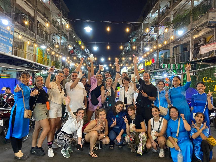 KISSTOUR| Saigon By Night & Street Food Tour on Motorbike - Street food night market: what you’ll actually eat