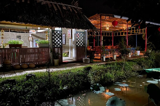 LUXURY Mekong 2 Days 1 Night SMALL GROUP Stay at Tiny Homestay with BBQ Dinner - Dan Ca Tai Tu and the quiet tributaries: the cultural stop that feels grounded