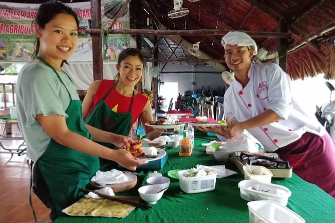 Market to Farm to Table Cooking Class in saigon - Guides, timing, and logistics that make the day smoother