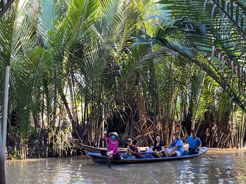 Mekong Day Trip Group 12pax Explore Bicycle & Cooking Class - Mekong cruising and Tien River air: music, sampans, and honey tea