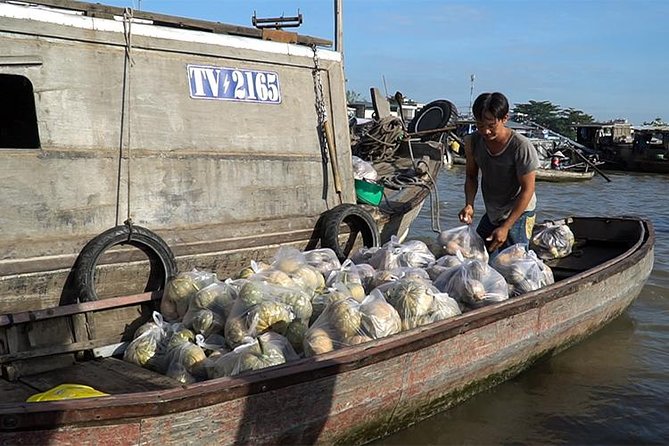 Mekong Delta Floating Market Luxury Group Tour - Getting the most out of a max-9 group with Luc or Cong