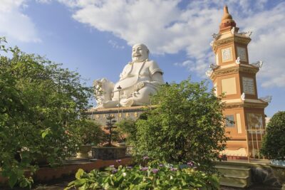 Mekong Delta Guided Tour from Ho Chi Minh City - Vinh Trang Temple: Beautiful, But Watch the Time