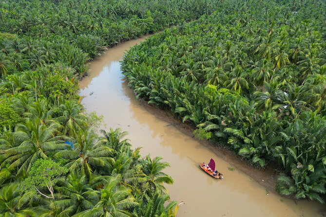 Mekong River Relaxing Sail boat cruise to Coconut Canals (1.5HRS) - Stop 2: Nhơn Thạnh on the Water (Coconut Canals in Motion)