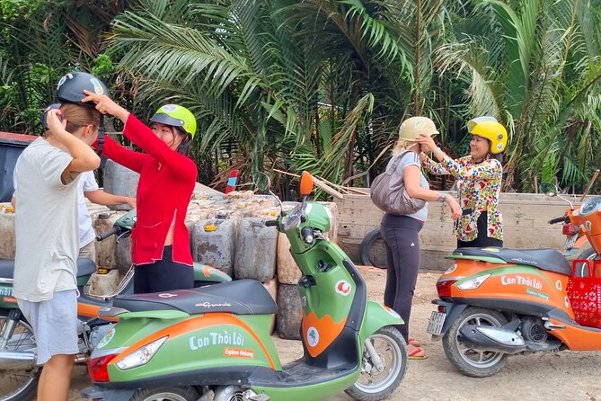 Mekong River Relaxing Sail boat cruise to Coconut Canals (1.5HRS) - Stop 3: Returning to Bến Tre (Smooth Finish, No Extra Detours)
