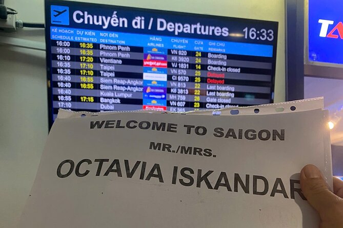 Premium Fast Track Service at Ho Chi Minh City Airport - Baggage Porter and Luggage Handling: Less Work, More Control