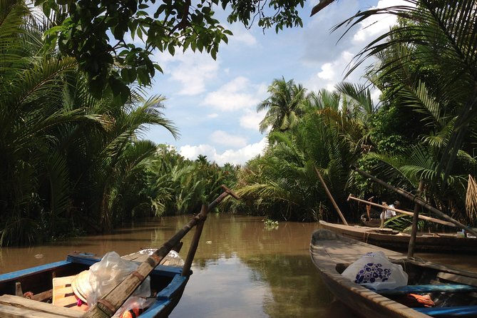 Private - An Authentic Mekong Local Version - Day Tour - Mekong River sampan cruise: traditional boat time on a working river