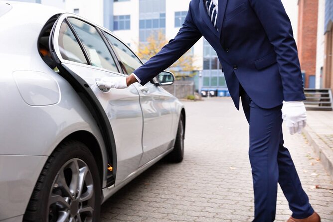 Private Arrival Transfer: Tan Son Nhat Airport to Ho Chi Minh City Hotels - Who should book this transfer (and who should skip it)