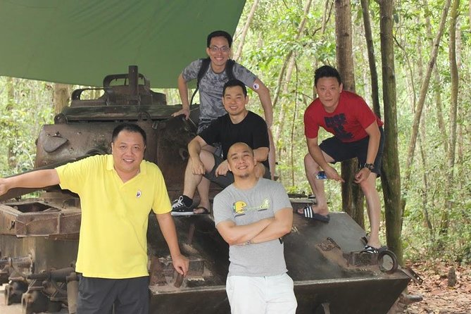 Private Cu chi Tunnels and Mekong Delta 1 Day - Lunch at Riverside Restaurant: Fuel Without the Fuss