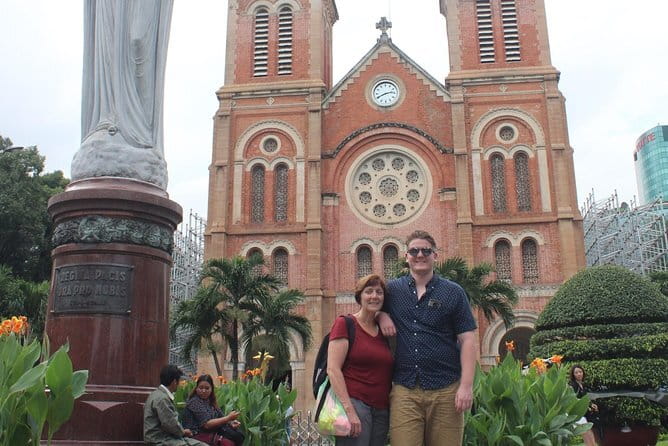 Private Ho Chi Minh City Tour from Port & Vietnamese Egg Coffee - Lunch and Vietnamese egg coffee: the break that makes the day work