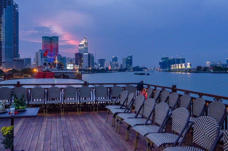 Private Jeep Tour Saigon by Night & Cruise Dinner with Music - Weather and timing: when night plans get messy