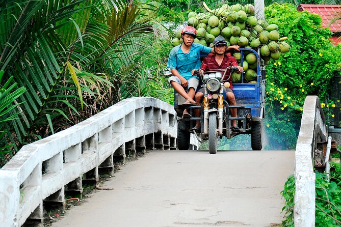 Private Mekong Delta & My Tho Full-Day Guided Tour - Xe loi ride through village roads cars can’t reach