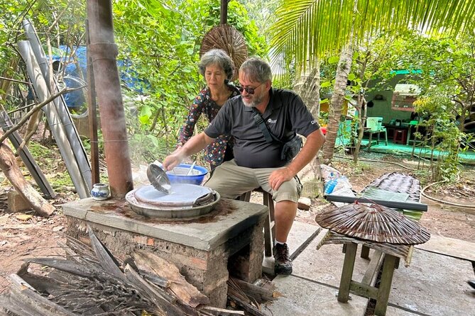 Private tour: Explore the authentic rural life in Ben Tre - Optional riverside lunch: what to order if you do stop