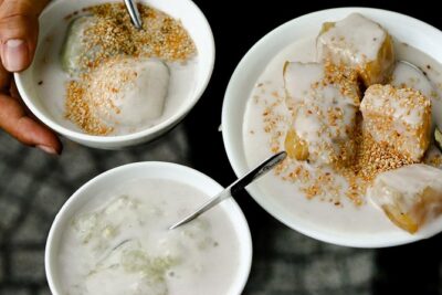 Saigon Food Tour on Scooter at Night - Saigon sips and stories: Vietnamese coffee and cold drinks