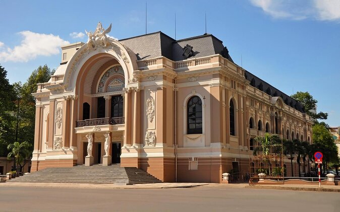 Saigon in a Day: Ho Chi Minh City Sightseeing and Night Food Tour - Independence Palace: the one ticket you’ll be glad is included