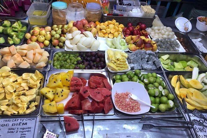 Saigon Local Sightseeing Free Walking Tour - Price and tipping: small upfront, real guide value