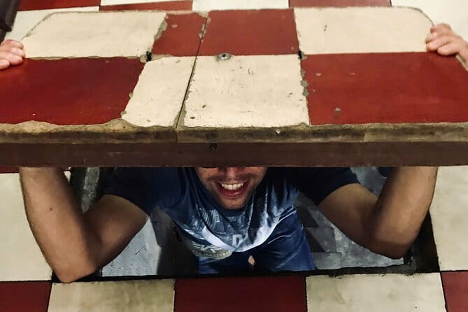 Saigon Local Sightseeing Free Walking Tour - Hidden weapon bunker: when history shows up underground