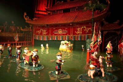 Skip the Line: Golden Dragon Water Puppet Show Tickets - Entering the show: the 6:30 pm timing that helps