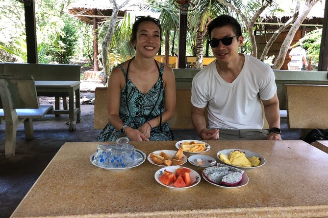 SMALL GROUP - Mekong Delta 1 Day Tour with Lunch - Orchard Time: Honey Tea, Fresh Fruit, and Don Ca Tai Tu