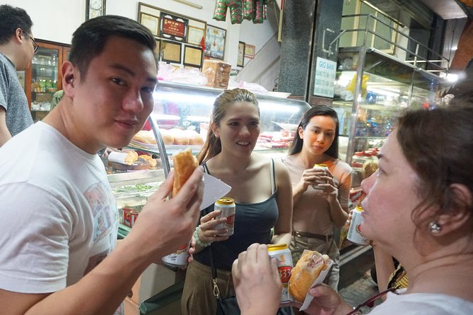 Taste the Unreal Street Food Walking Tour in Saigon - Ho Thi Ky Flower Market: A 30-Minute Change of Pace