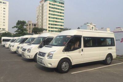 (TOP) Private car: Ho Chi Minh Airport (SGN) from/to HCM center - The Drive Into the City: Comfort, Timing, and Traffic Reality