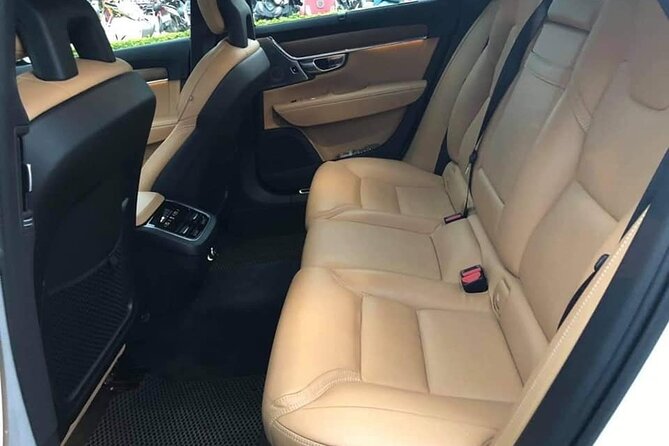 (TOP) Private car: Ho Chi Minh Airport (SGN) from/to HCM center - How It Compares to DIY Airport Transport (and When It Wins)