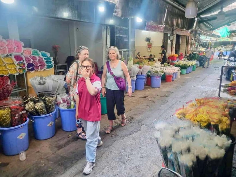 Top Saigon Unique Street Food On Scooter w/ Locals - What You’ll Taste: The Flavor Story Behind the Menu