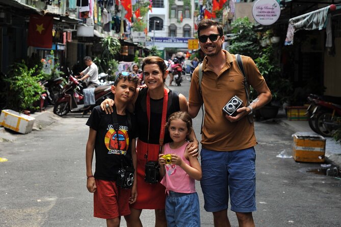 Using Medium Format film camera to discover Saigon - Meet Bui Hoang Tu: translator, guide, and friction-free local connection