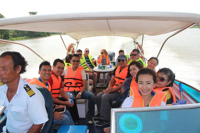 VIP Tour in Saigon: New Year’s Eve Fireworks 2027 by SpeedBoat - Where You’ll Meet and How to Handle the Dock Reality