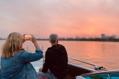 VIP Tour in Saigon: Romantic Sunset Cocktail by SpeedBoat - Bach Dang pier pickup and drop-off: easy start, calmer river time