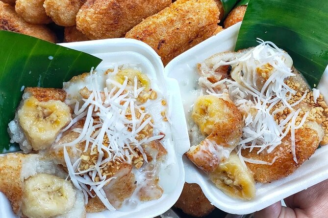 Walking Food Tour in HCM: 10 Must- Try Local Dishes & Hidden Gems - Where You Meet at Saigon Opera House and What the Start Feels Like