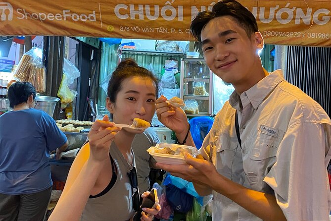 Walking Food Tour in HCM: 10 Must- Try Local Dishes & Hidden Gems - Hue Court Cakes Begin the Flavor Story: Bánh Bèo to Ram Ít