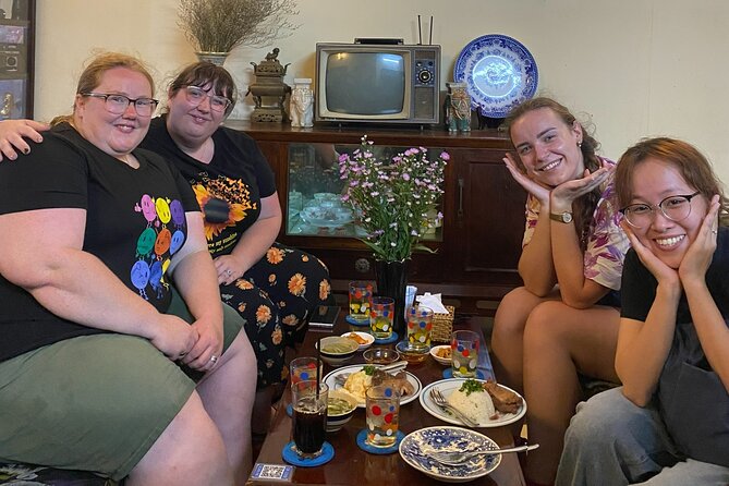 Walking Food Tour in HCM: 10 Must- Try Local Dishes & Hidden Gems - Exploring Saigon on Foot: Old Apartments, Flower Market, and Cholon