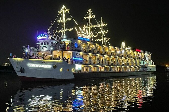 Water Puppet Show/ Foot Massage - Dinner Cruise Saigon Night Private Tour - Bến Bạch Dằng Dinner Cruise: Food, Sights, and Live Traditional Entertainment